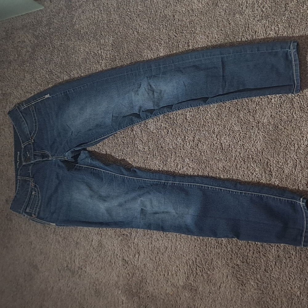 MAURICES JEGGING SIZE M-L